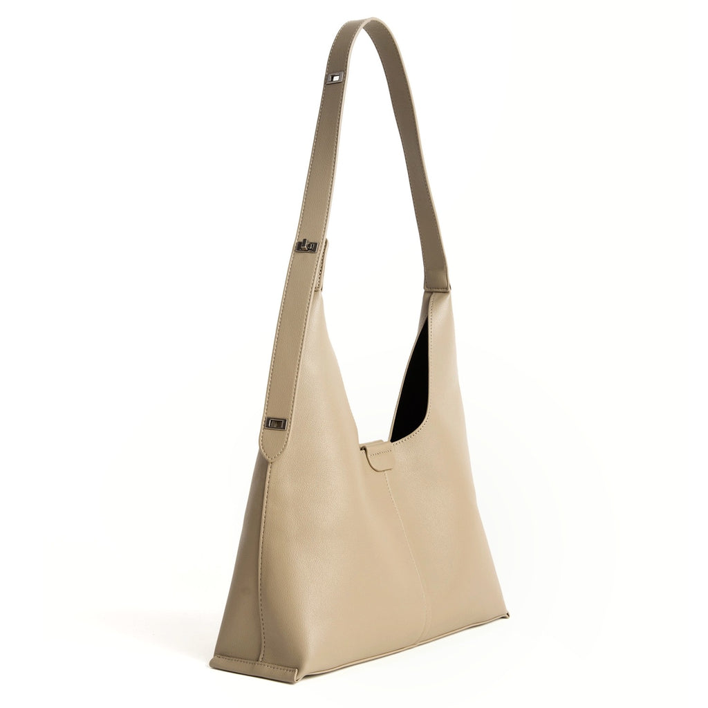 Sienna Shoulder Bag (caviar)