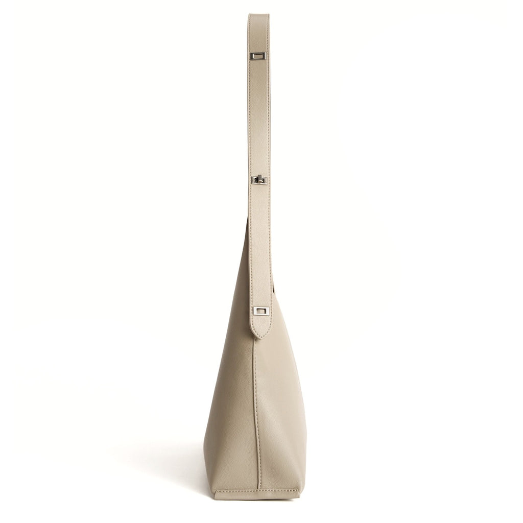 Sienna Shoulder Bag (caviar)